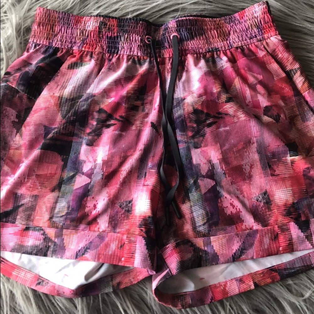 Pink design Lululemon shorts